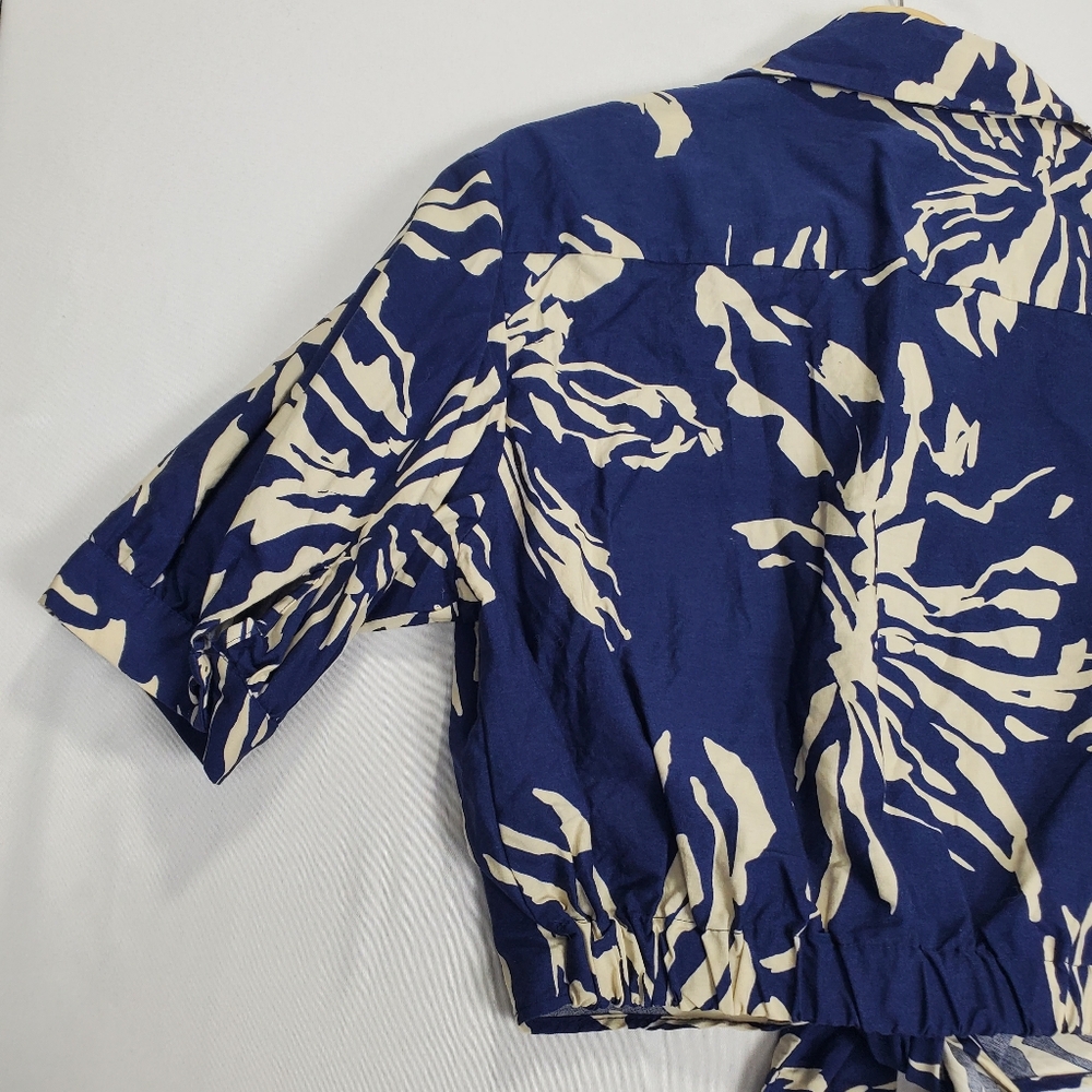 Zara Blue & Ivory Printed Cropped V Neck Button Down Knot Shortsleeve Top Size M - Picture 10 of 12